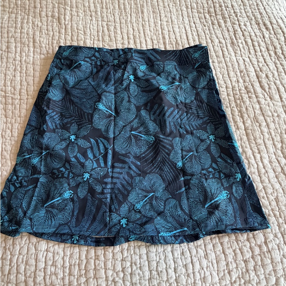 Rip Skirt Blue Floral A-Line Women's Skirt- Large NWT